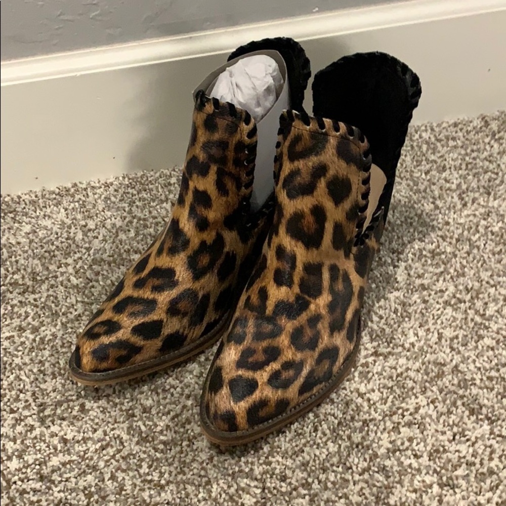 Leopard booties